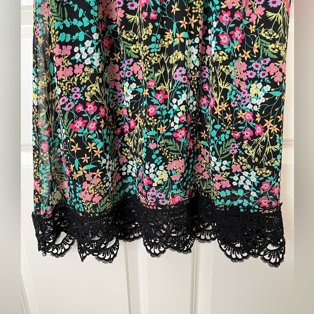 New York & Company print dress. Size M. - Picture 3 of 5